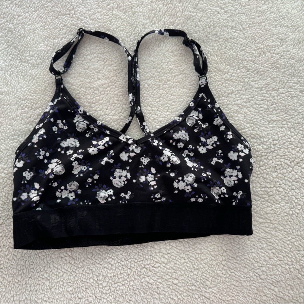 PINK Sports bra/bralette Size M